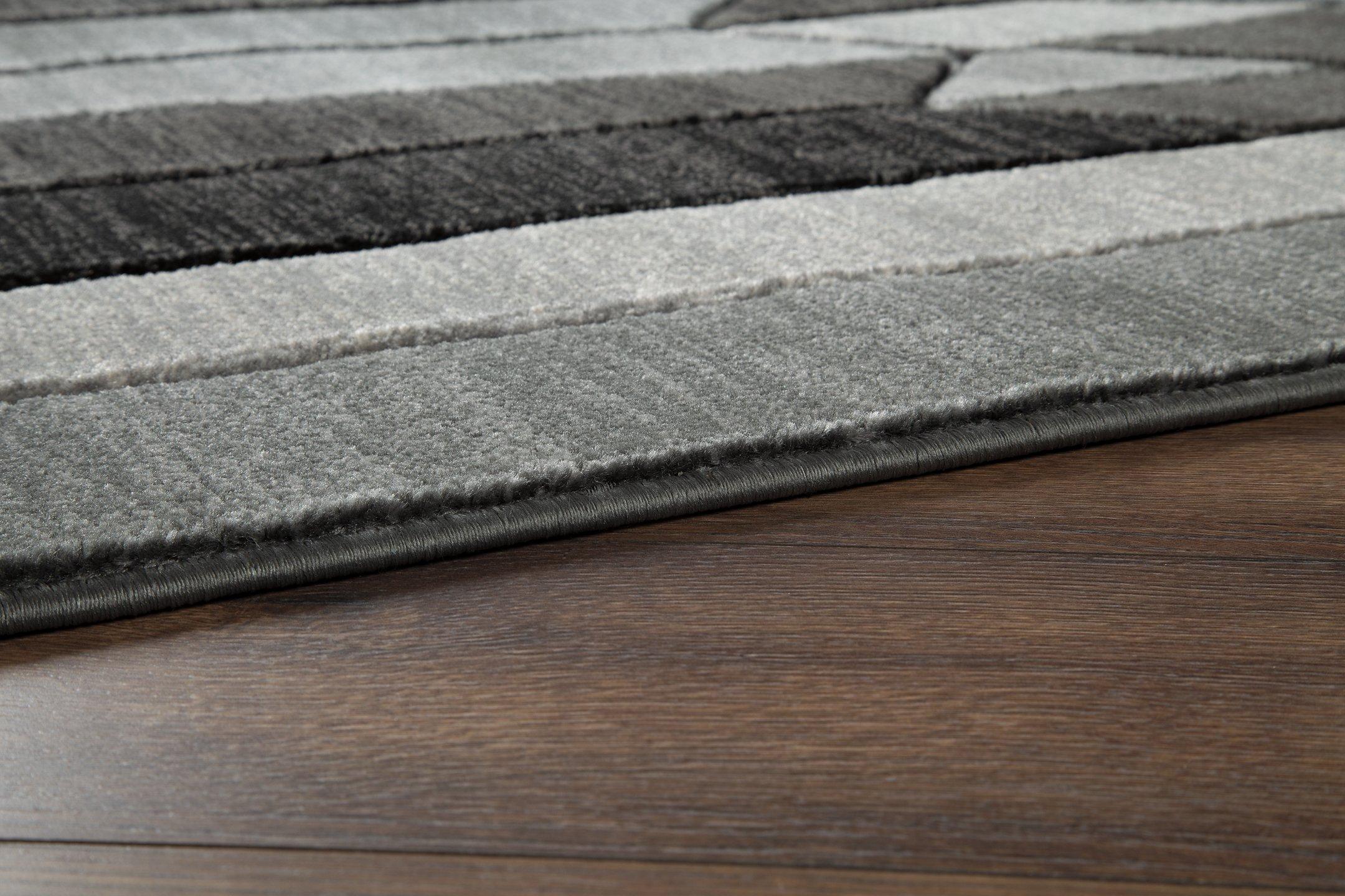 Chayse 5' x 6'7 Rug