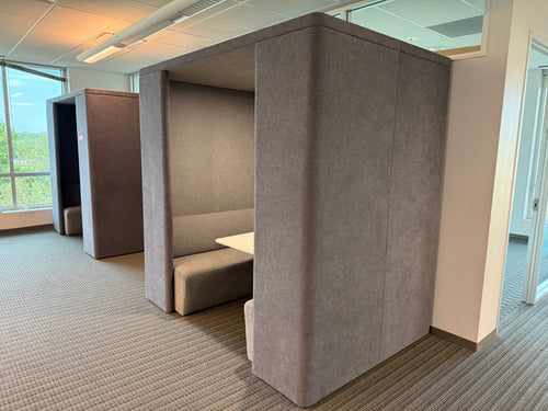 4-Person Meeting Pod